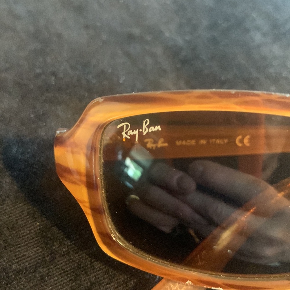 RAY-BAN SUNGLASSES, 90’s